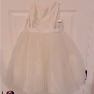 Gorgeous flower girl dress